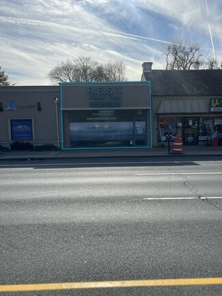 Plus de détails pour 442 Sunrise Hwy, Rockville Centre, NY - Commerce de détail à vendre
