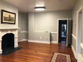 26 N King St, Leesburg, VA à louer Photo intérieure- Image 1 de 1