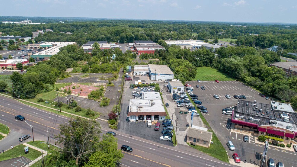 2531 Street Rd, Bensalem, PA à vendre - Photo du bâtiment - Image 2 de 36