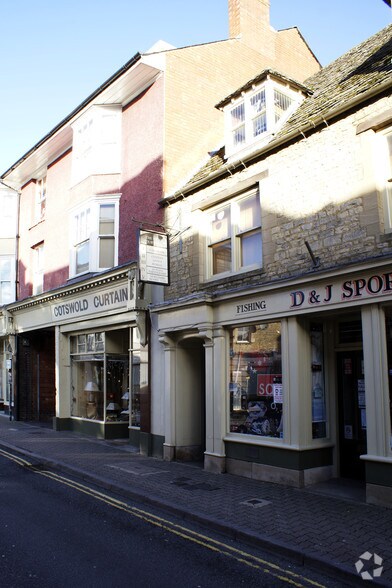 Cricklade St, Cirencester à louer - Photo du bâtiment - Image 3 de 5
