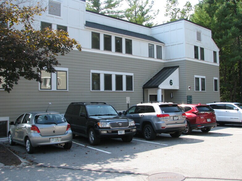 6 Greenleaf Woods Dr, Portsmouth, NH à vendre - Photo du bâtiment - Image 3 de 4