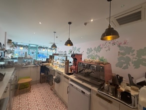 1-23 Lyttleton Rd, Londres à louer Photo intérieure- Image 2 de 4