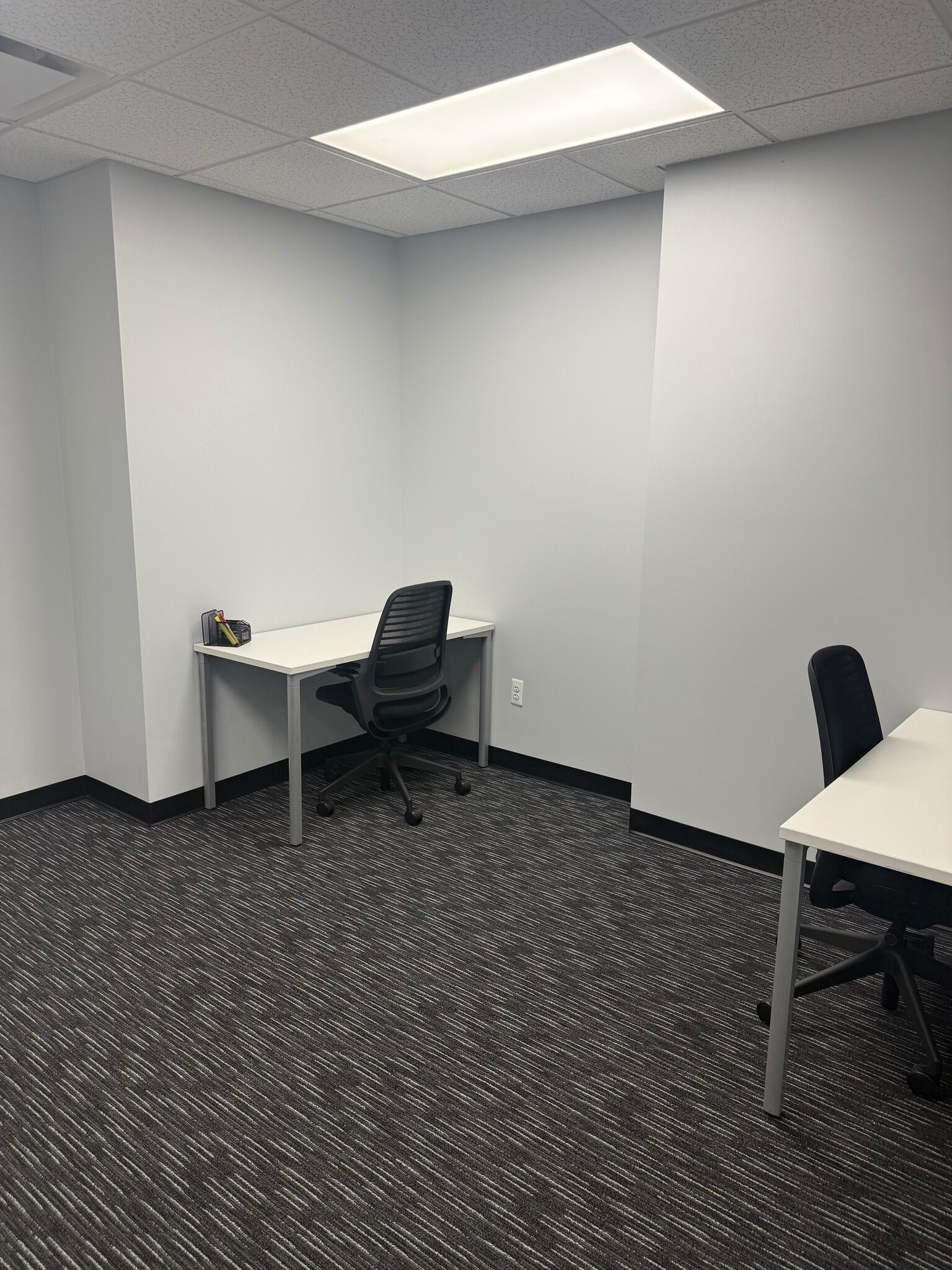 27301 Dequindre Rd, Madison Heights, MI for lease Interior Photo- Image 1 of 5