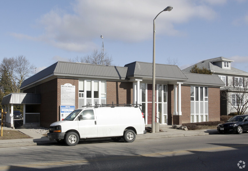 75 Main St E, Milton, ON for lease - Primary Photo - Image 1 of 2