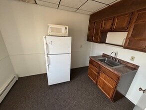 133 Mountain Rd, Suffield, CT for lease Building Photo- Image 2 of 10