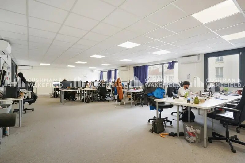 Bureau dans Levallois-Perret à louer - Photo du bâtiment - Image 3 de 14
