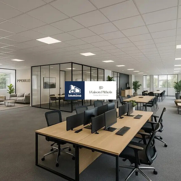 Office in Marseille for lease - Building Photo - Image 1 of 6