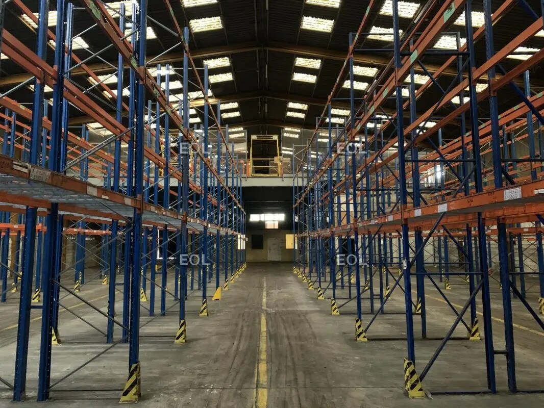 Industriel dans Villeneuve-la-Garenne à louer Photo intérieure- Image 1 de 9