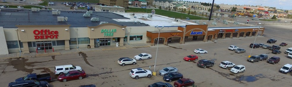 2005 S Douglas Hwy, Gillette, WY à louer - Photo du bâtiment - Image 3 de 3