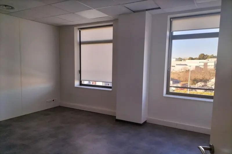 Office in Montpellier for lease - Building Photo - Image 3 of 16