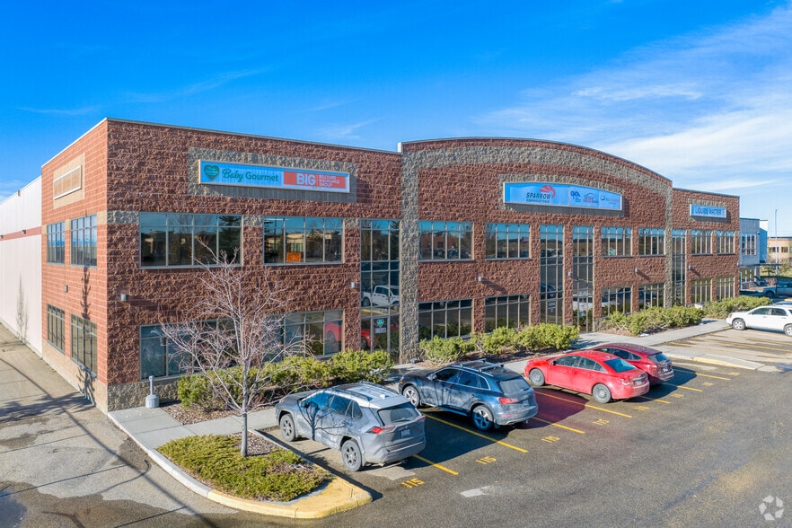 11505 35th St SE, Calgary, AB for lease - Building Photo - Image 2 of 5