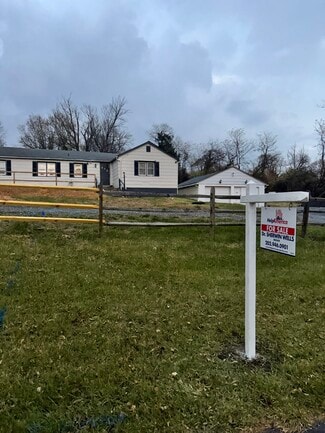 More details for 23521 Frederick Rd, Clarksburg, MD - Specialty for Sale