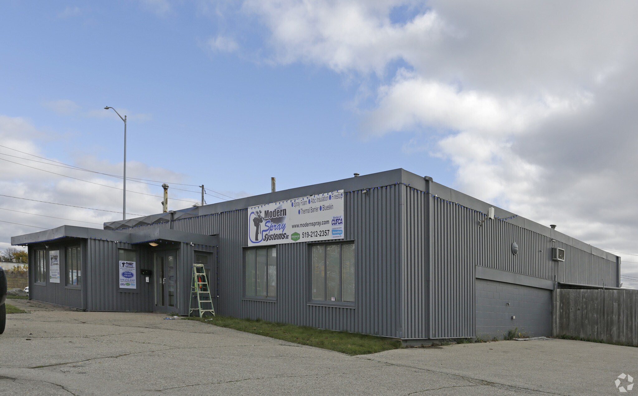 412 Queen St W, Cambridge, ON for sale Primary Photo- Image 1 of 1