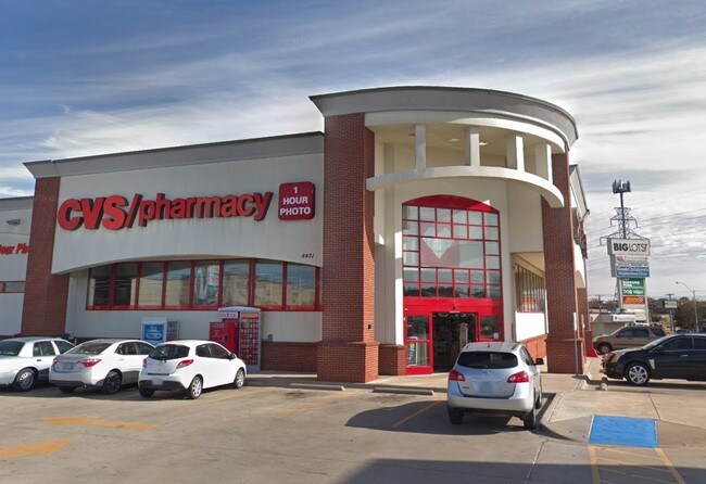 More details for 6431 McCart Ave, Fort Worth, TX - Retail for Lease