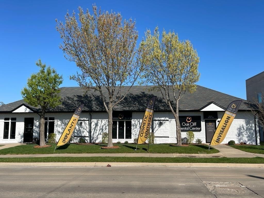 820 N Zang Blvd, Dallas, TX for lease Primary Photo- Image 1 of 26