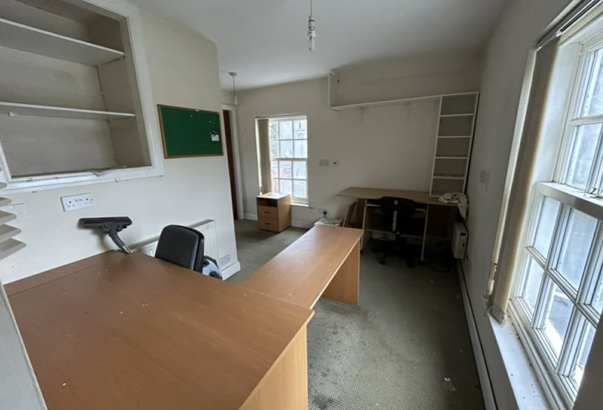 Bromyard Rd, Ledbury for sale - Interior Photo - Image 2 of 5