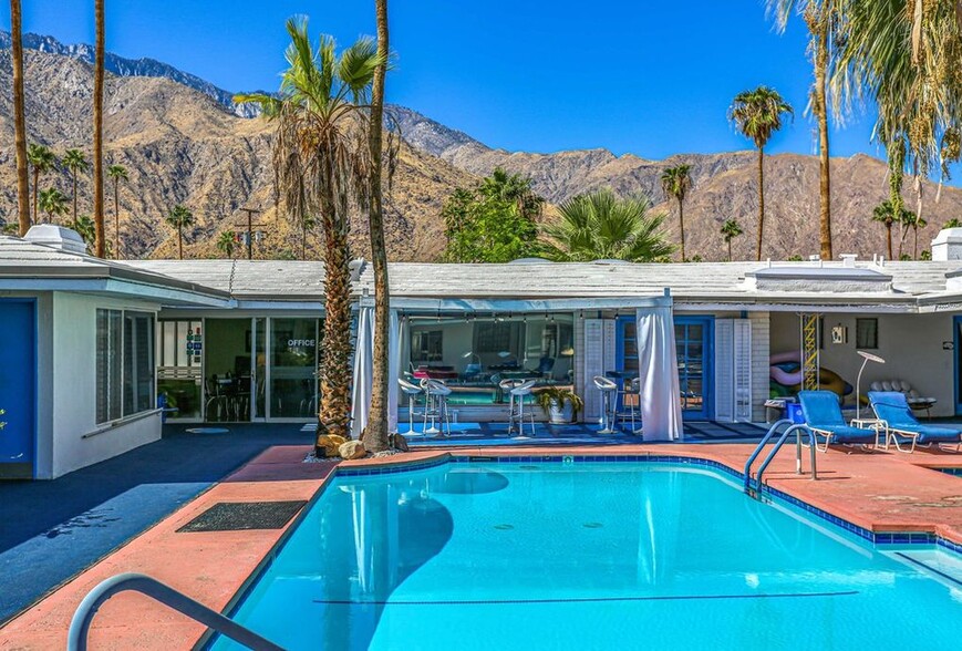 1420 N Indian Canyon Dr, Palm Springs, CA à vendre - Photo du bâtiment - Image 1 de 1