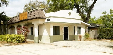2001 Manatee Ave E, Bradenton, FL for lease Building Photo- Image 1 of 2