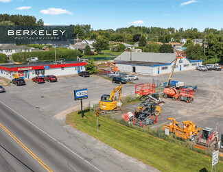 More details for 7 Halsey Ct, Plattsburgh, NY - Retail for Sale