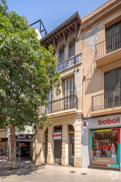 Plaça Olles, 12, Granollers, Barcelona for lease - Building Photo - Image 3 of 3
