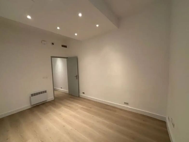 Office in Saint-Gély-du-Fesc for lease - Building Photo - Image 1 of 6