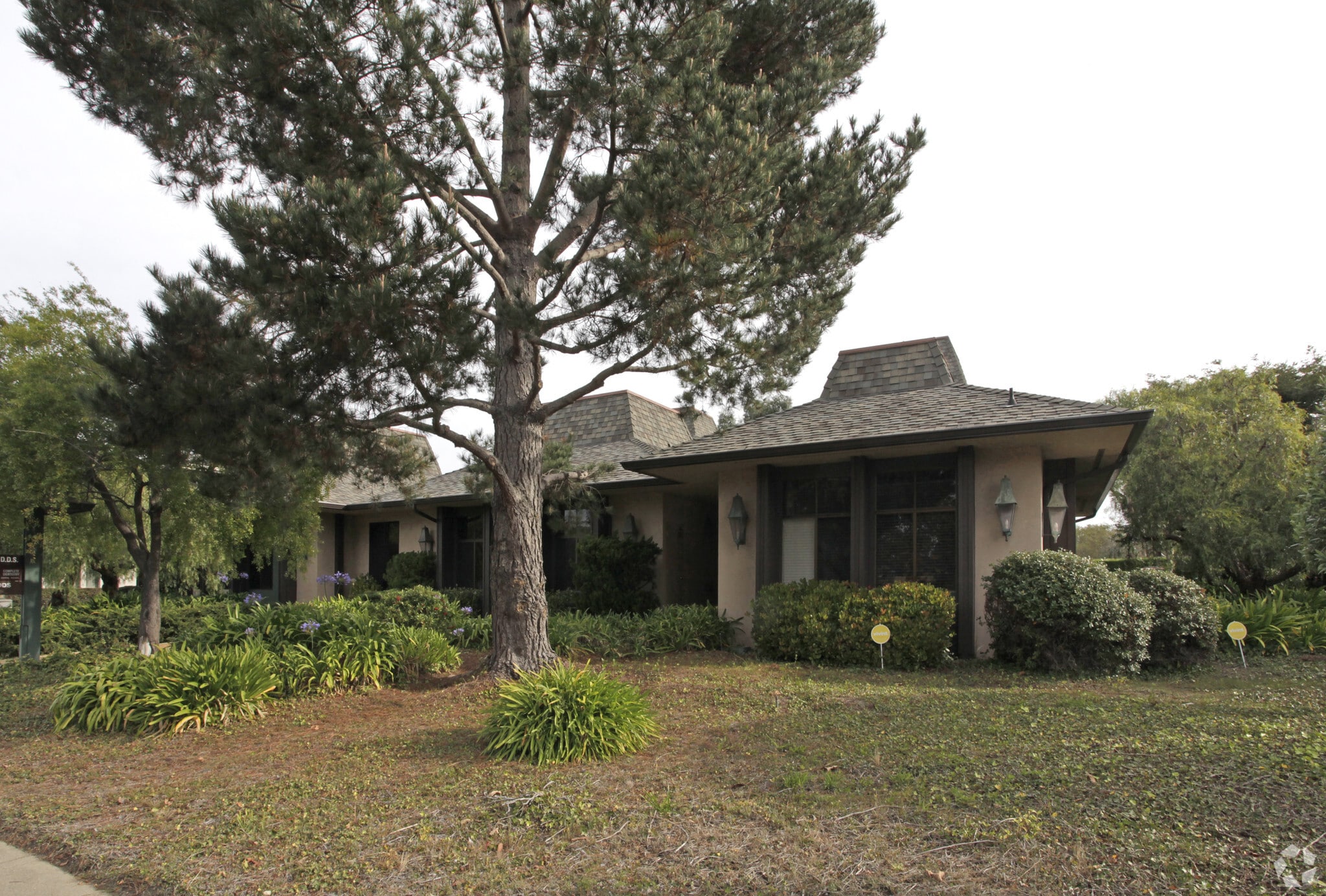 26535 Carmel Rancho Blvd, Carmel, CA for lease Primary Photo- Image 1 of 29