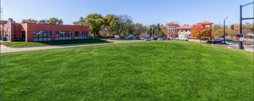 6580 University Avenue, Windsor Heights, IA for lease Primary Photo- Image 1 of 2