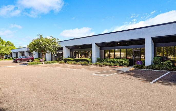 5402-5460 Beaumont Center Blvd, Tampa, FL for lease - Building Photo - Image 2 of 6