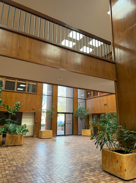 9440 Viscount Blvd, El Paso, TX for lease - Interior Photo - Image 2 of 11