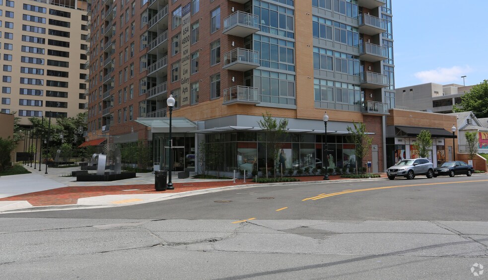 4800 Auburn Ave, Bethesda, MD à louer - Photo du bâtiment - Image 3 de 37