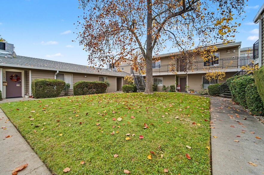 1574 - 1576 Heather Dr, Yuba City, CA for sale - Building Photo - Image 3 of 59