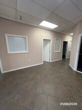 12125 Day St, Moreno Valley, CA à louer Photo intérieure- Image 1 de 4