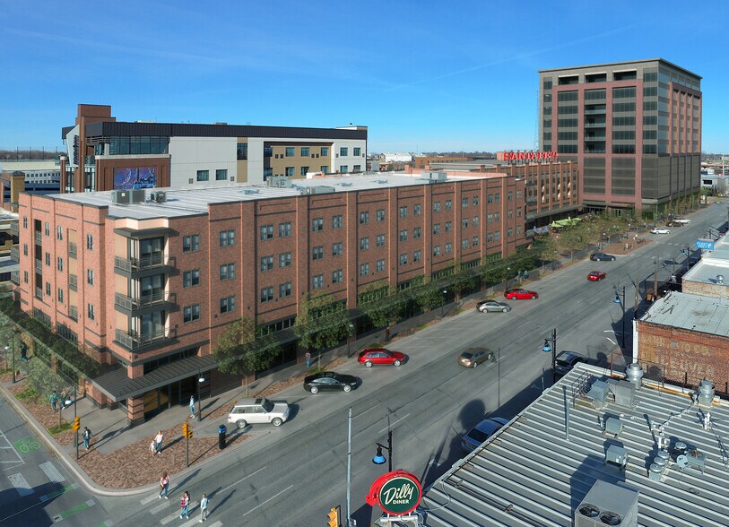 521 E 2nd St, Tulsa, OK à louer - Photo du bâtiment - Image 2 de 2