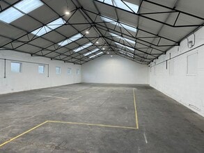 London Rd, Devizes for lease Interior Photo- Image 2 of 4