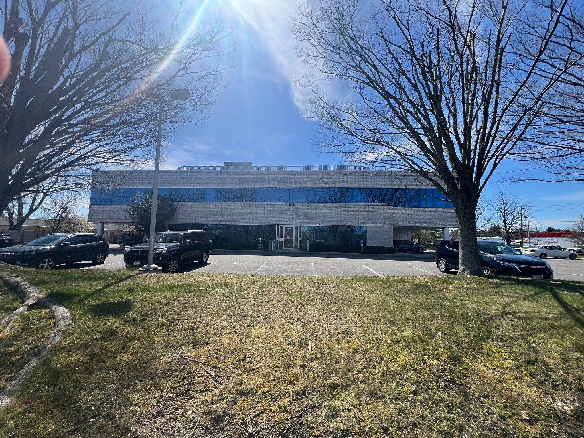 4400 Veterans Memorial Hwy, Holbrook, NY à vendre Photo du bâtiment- Image 1 de 23