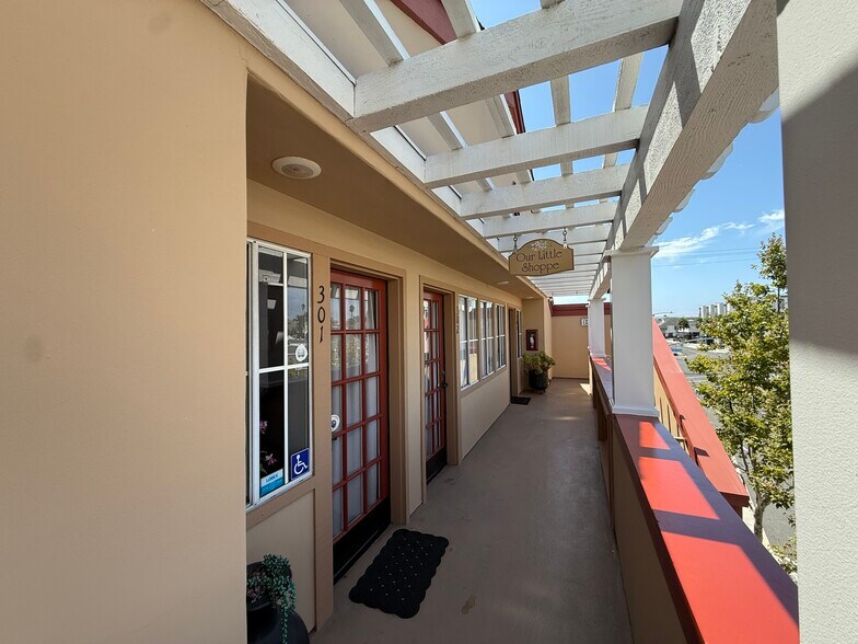 34080 Golden Lantern St, Dana Point, CA à louer - Photo du bâtiment - Image 2 de 25