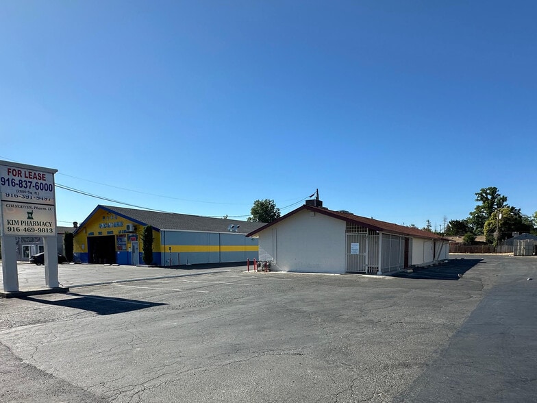 5026 Fruitridge Rd, Sacramento, CA for lease - Building Photo - Image 1 of 15