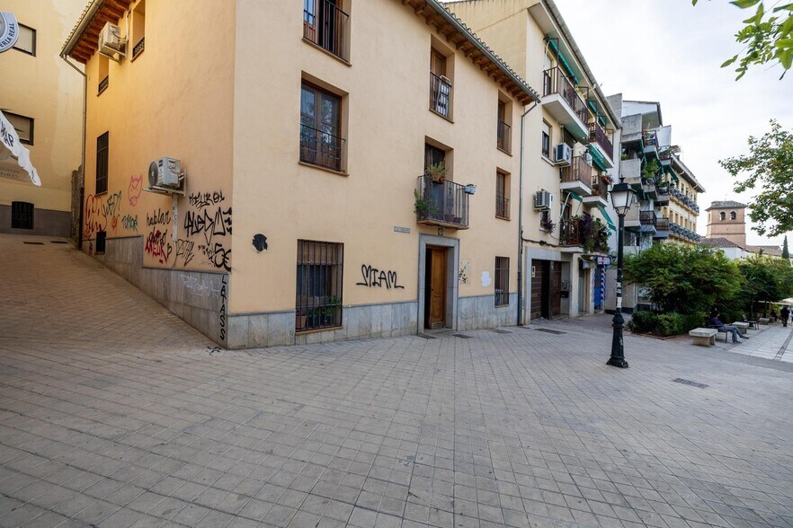 Terrain dans Granada, Granada à vendre - Photo du bâtiment - Image 3 de 15