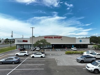 Plus de détails pour 8619-8637 Us Hwy 19 N, Port Richey, FL - Commerce de détail à louer