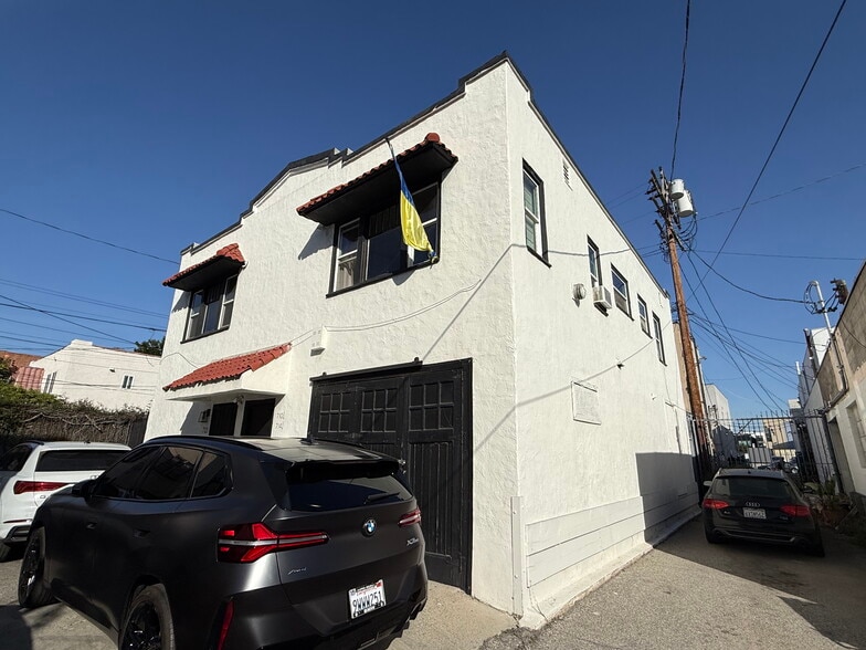710-714 N Van Ness Ave, Los Angeles, CA à vendre - Photo du bâtiment - Image 3 de 12