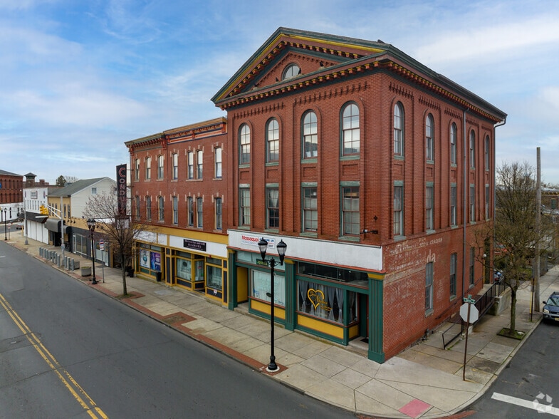 439-451 S Broad St, Trenton, NJ for lease - Primary Photo - Image 1 of 34