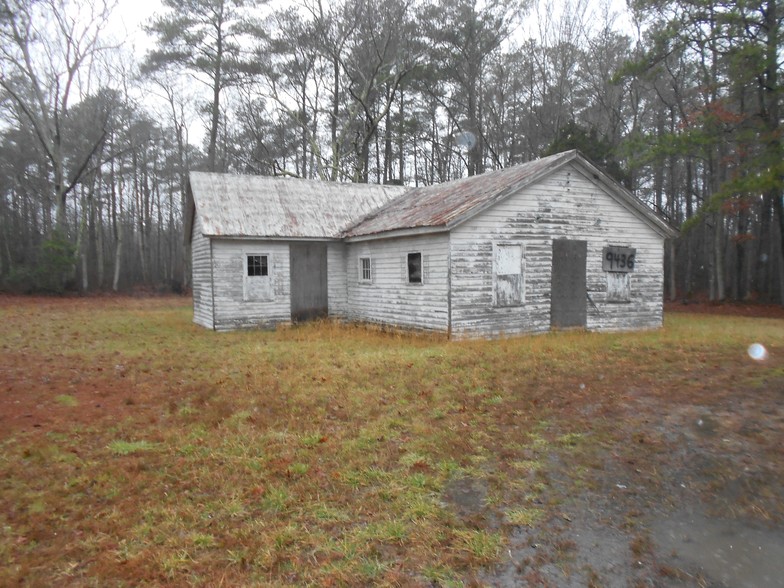 9436 Buckley Hall Rd, Mathews, VA à vendre - Photo principale - Image 1 de 1