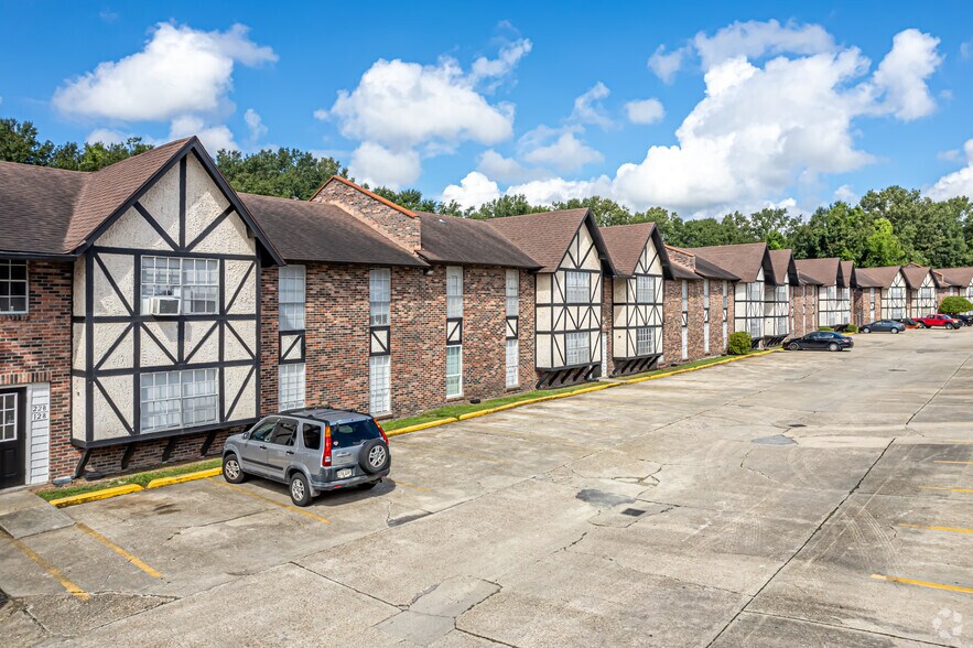 11620 Airline Hwy, Baton Rouge, LA à vendre - Photo du bâtiment - Image 2 de 17