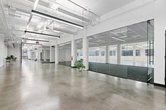 323-325 NW 13th Ave, Portland, OR for sale Interior Photo- Image 2 of 10