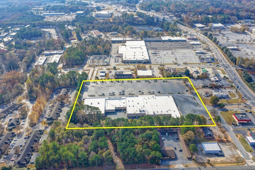 2626 Rainbow Way, Decatur, GA for lease - Building Photo - Image 3 of 11