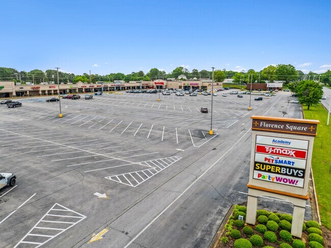 More details for 111-191 Cox Creek Pky S, Florence, AL - Retail for Sale
