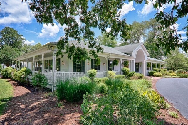 470 Brickyard Rd, Etowah, NC à vendre Photo principale- Image 1 de 7