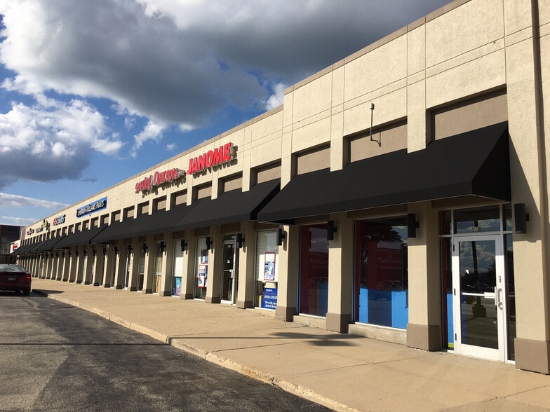 180-200 S Western Ave, Carpentersville, IL à louer - Photo du bâtiment - Image 3 de 5