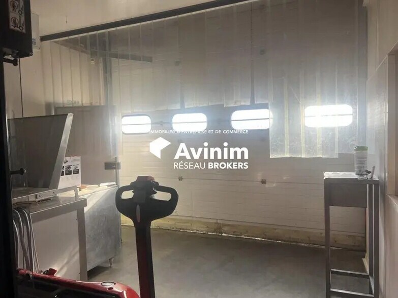 Industrial in Corbas for lease - Interior Photo - Image 2 of 4