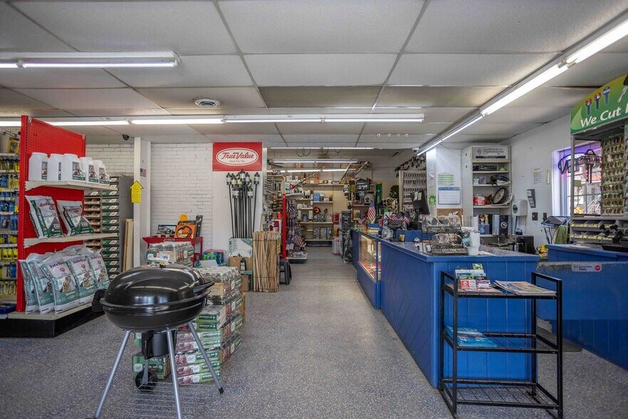 527 Main St, Ulysses, PA à vendre - Photo du bâtiment - Image 3 de 29